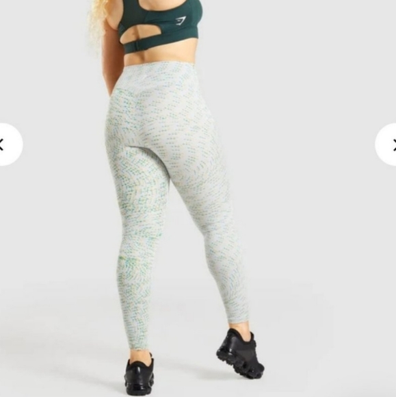 Gymshark high rise printed leggings- Size XS womens - Picture 3 of 6
